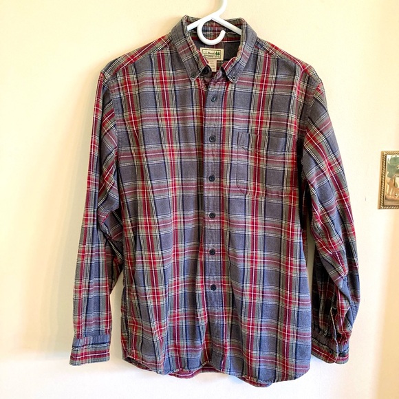 🎉 HP! 🎉 L.L. Bean Shirt - Picture 1 of 9